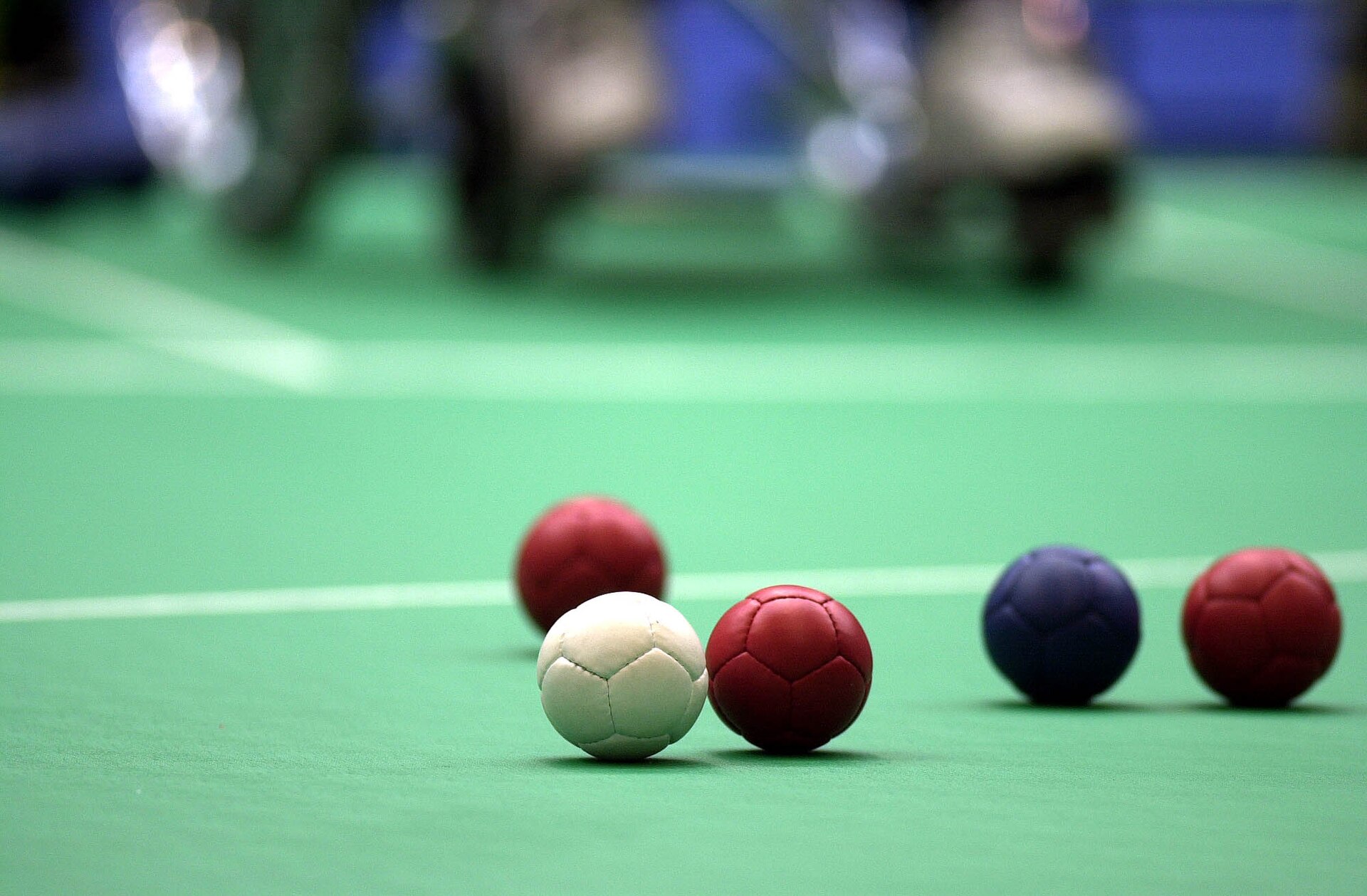 Matériel de boccia représentant les autres disciplines sportives accompagnées
